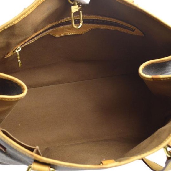 **SOLD**Louis Vuitton Batignolles - Picture 3 of 8